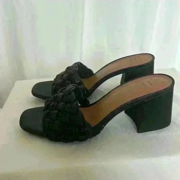 Black  mule sandals 🖤 - Picture 4 of 6